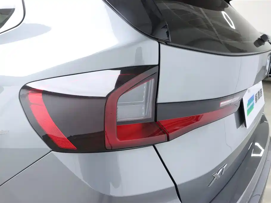 BMW X1 2023 sDrive25Li X Design Package фото 35