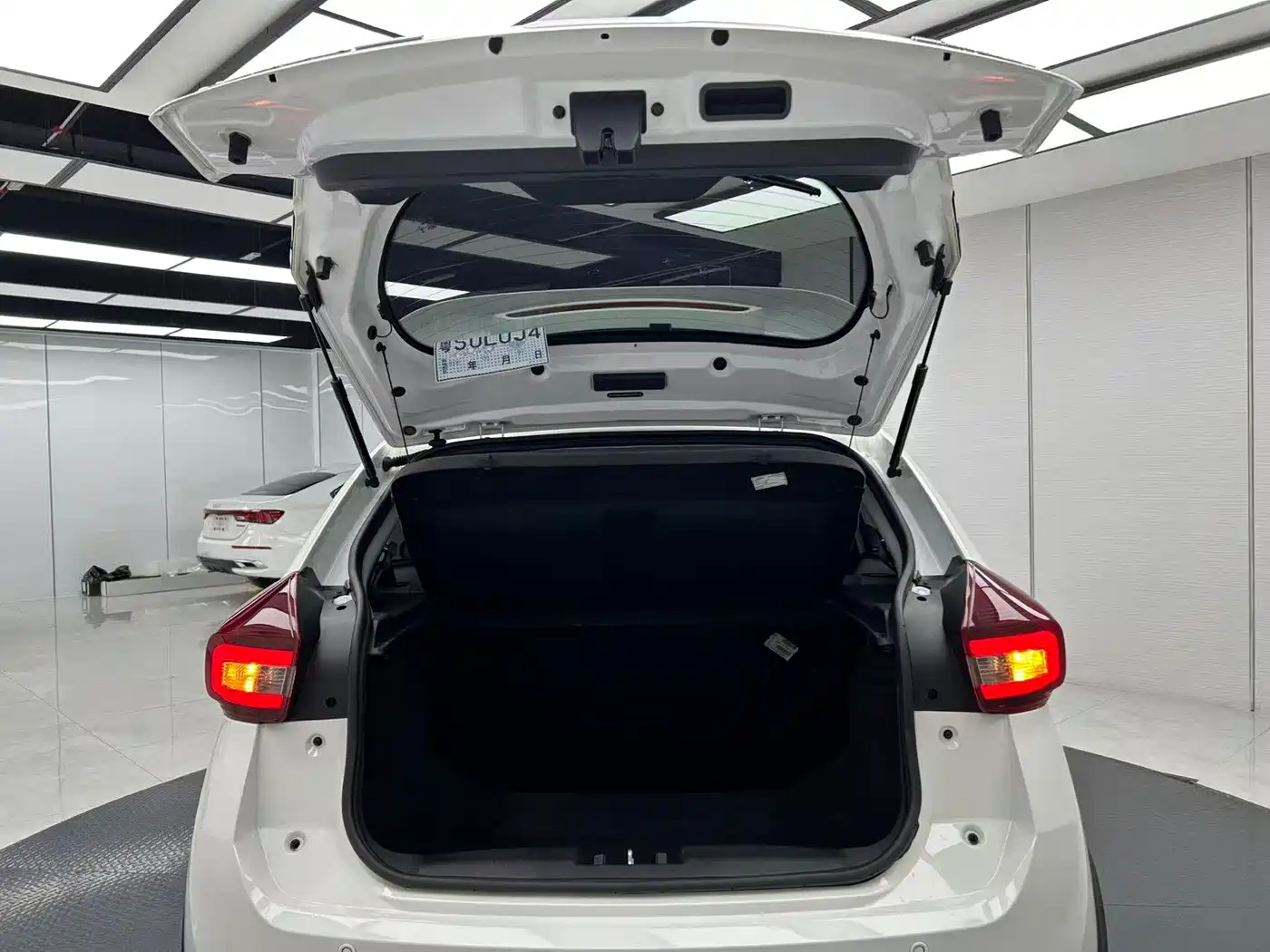 Chery Tiggo 3x 2022 2022 Diamond Edition 1.5L CVT Elite