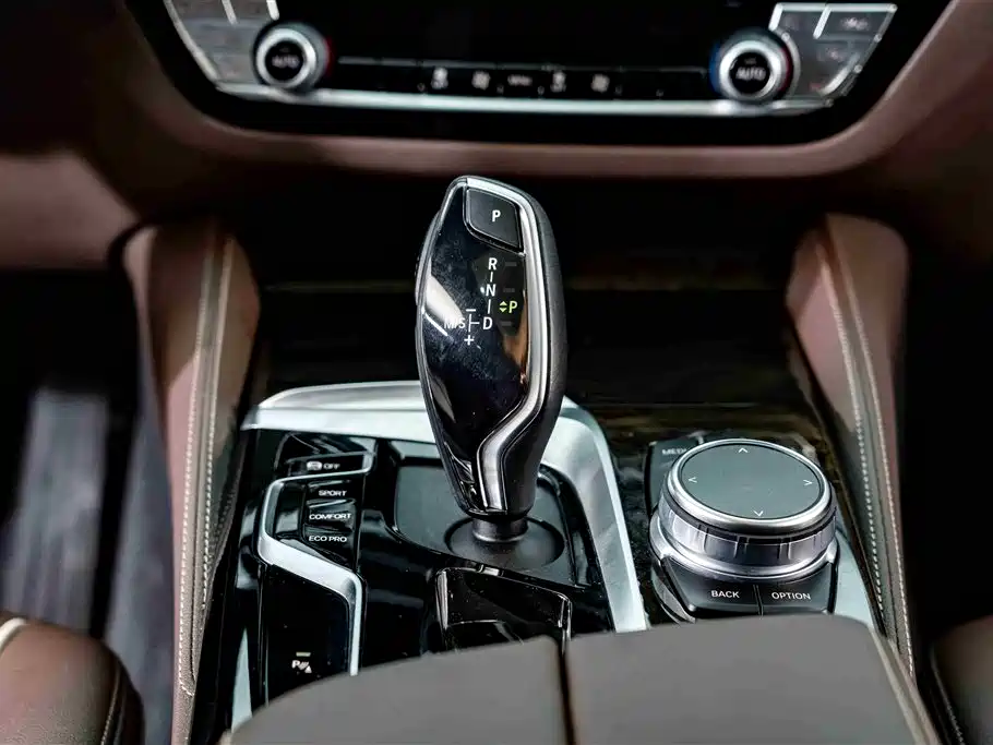 BMW 5 Series 2022 Facelift 525Li M Sport Package фото 14