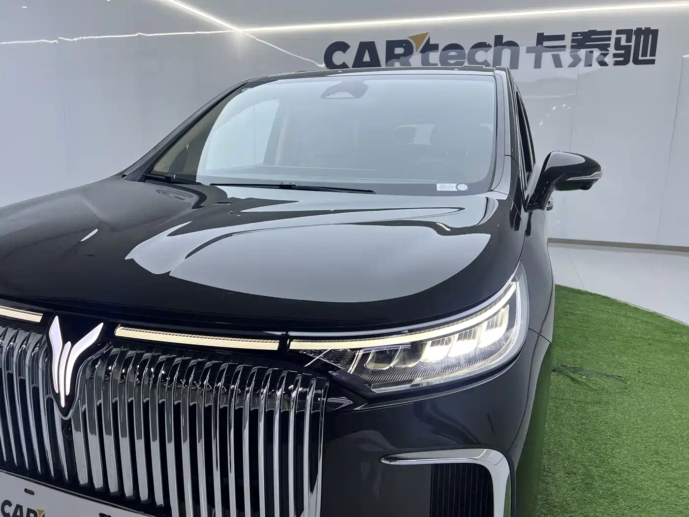 Voyah Auto Voyah Dreamer 2025 PHEV AWD Flagship Kunpeng Edition фото 22