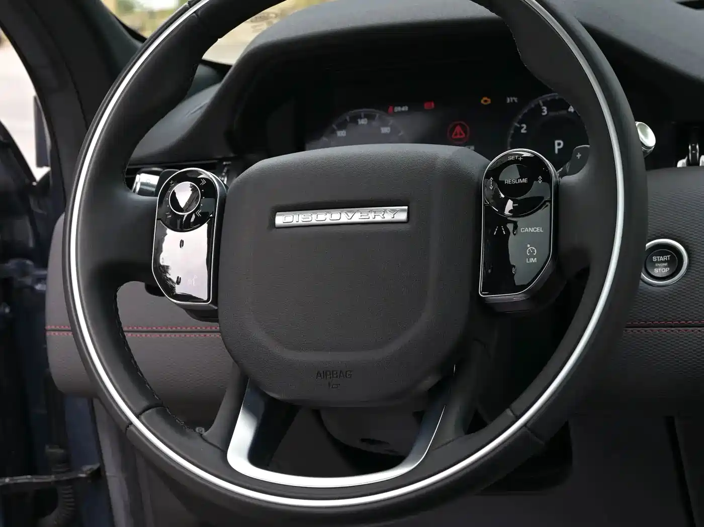 Land Rover Discovery Sport 2020 249PS R-Dynamic Performance Tech 5-seater фото 11