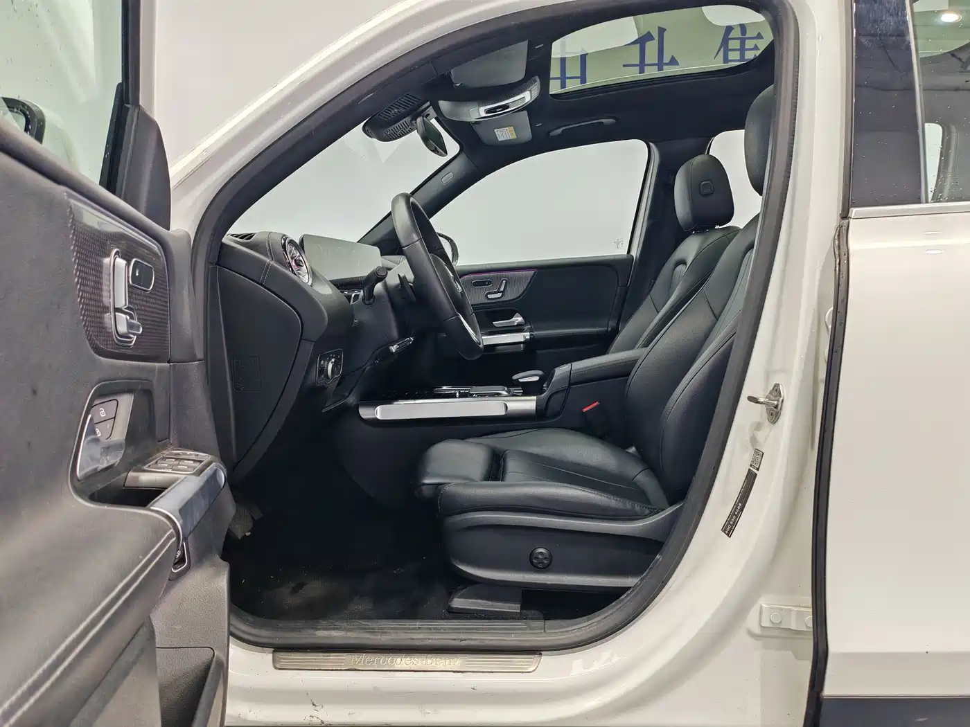 Mercedes-Benz EQB 2023 2023 EQB 260