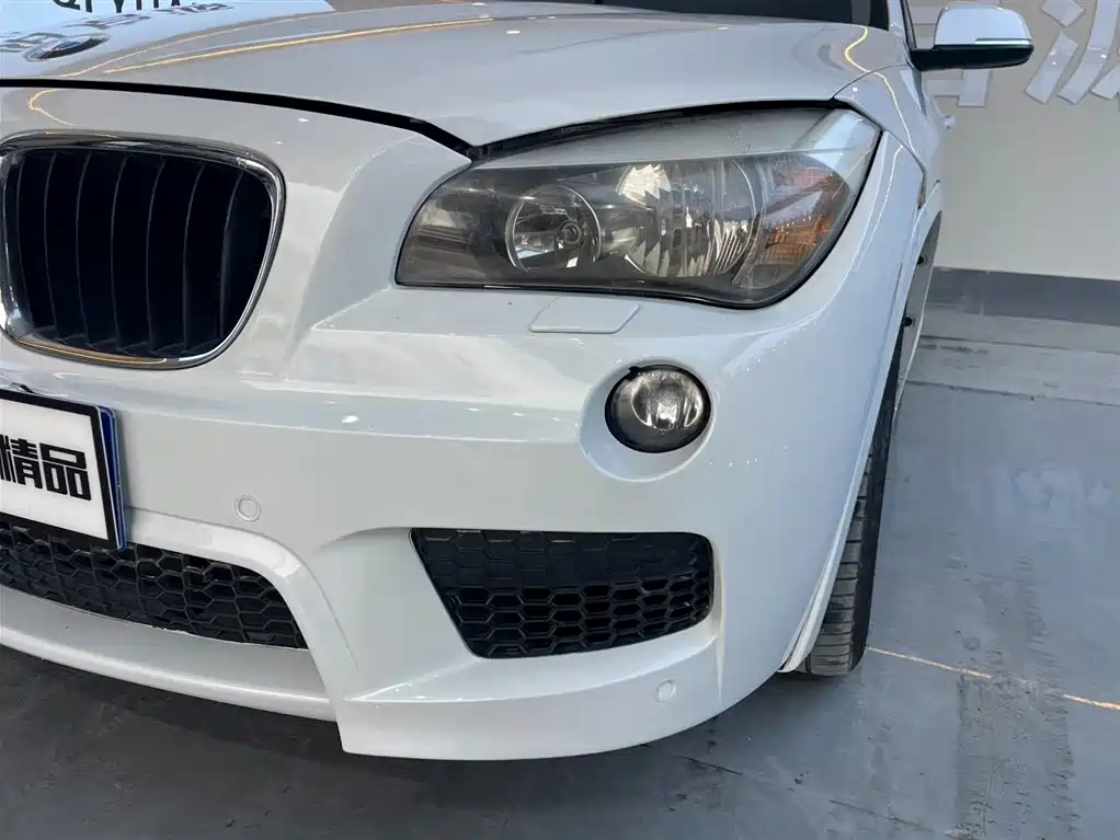 BMW X1 2015 Model sDrive18i Fashion Advanced Edition фото 17