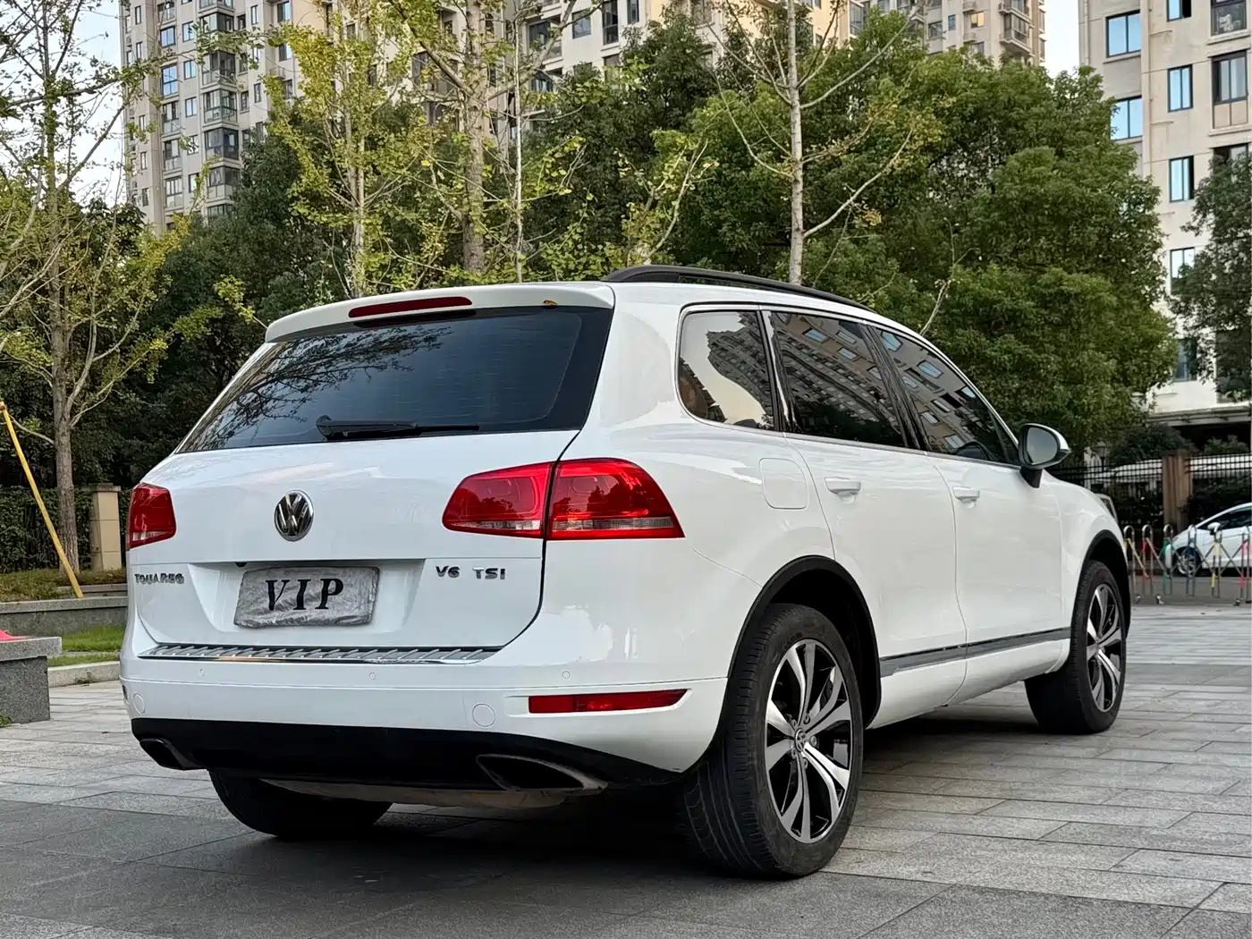 Volkswagen Touareg 2013 3.0TSI X 10th Anniversary Limited Edition фото 6