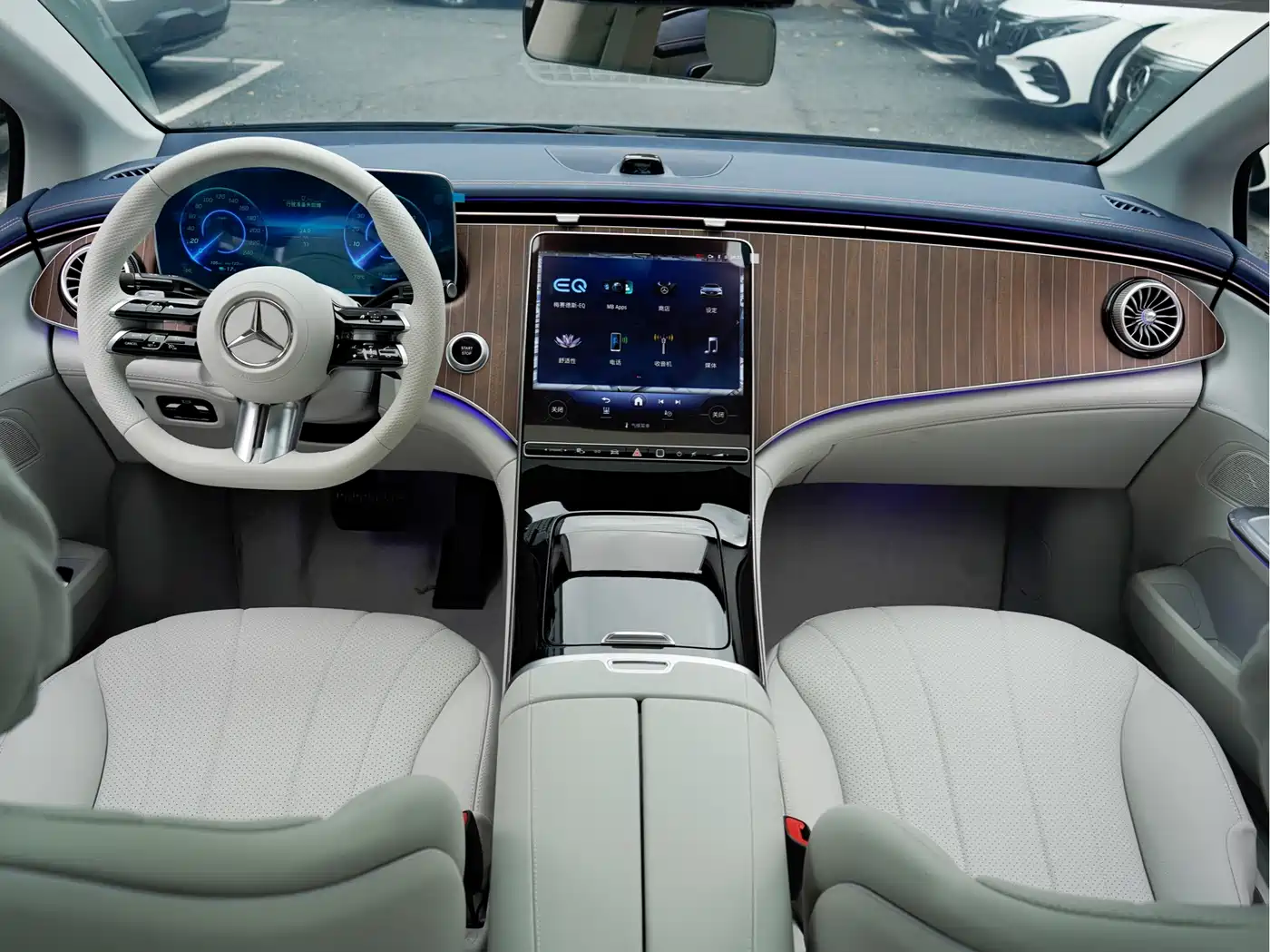 Mercedes-Benz EQE 2025 500 4MATIC Pioneer фото 12