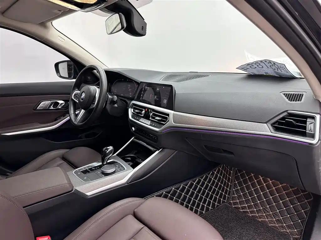 BMW 3 Series 2020 330i M Sport Blackout Package фото 11