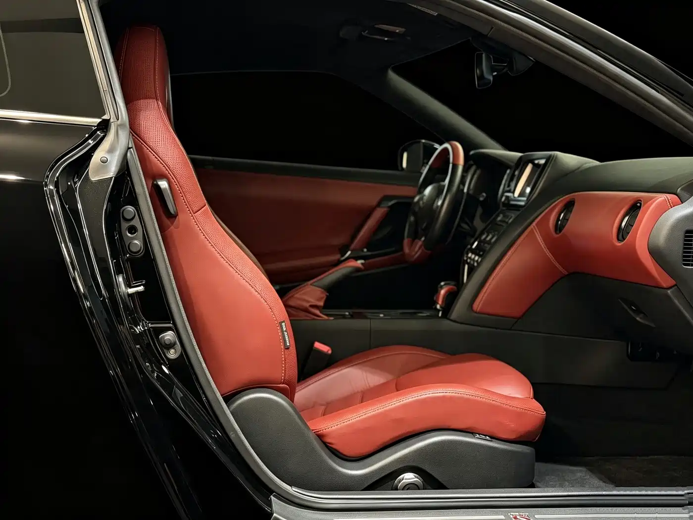 Nissan GT-R 2014 2014 3.8T Premium Edition (Brown-Red Interior)