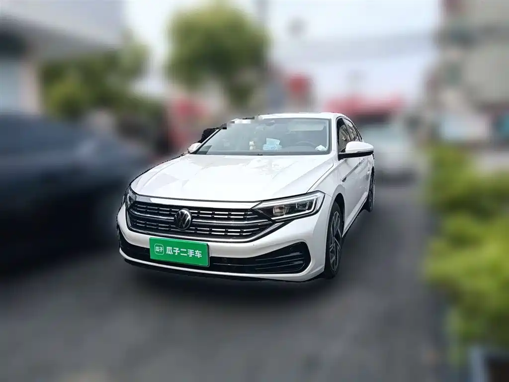 Volkswagen Sagitar 2023 300TSI DSG Surpassing Edition