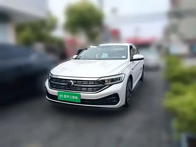 Volkswagen Sagitar 2023 300TSI DSG Surpassing Edition