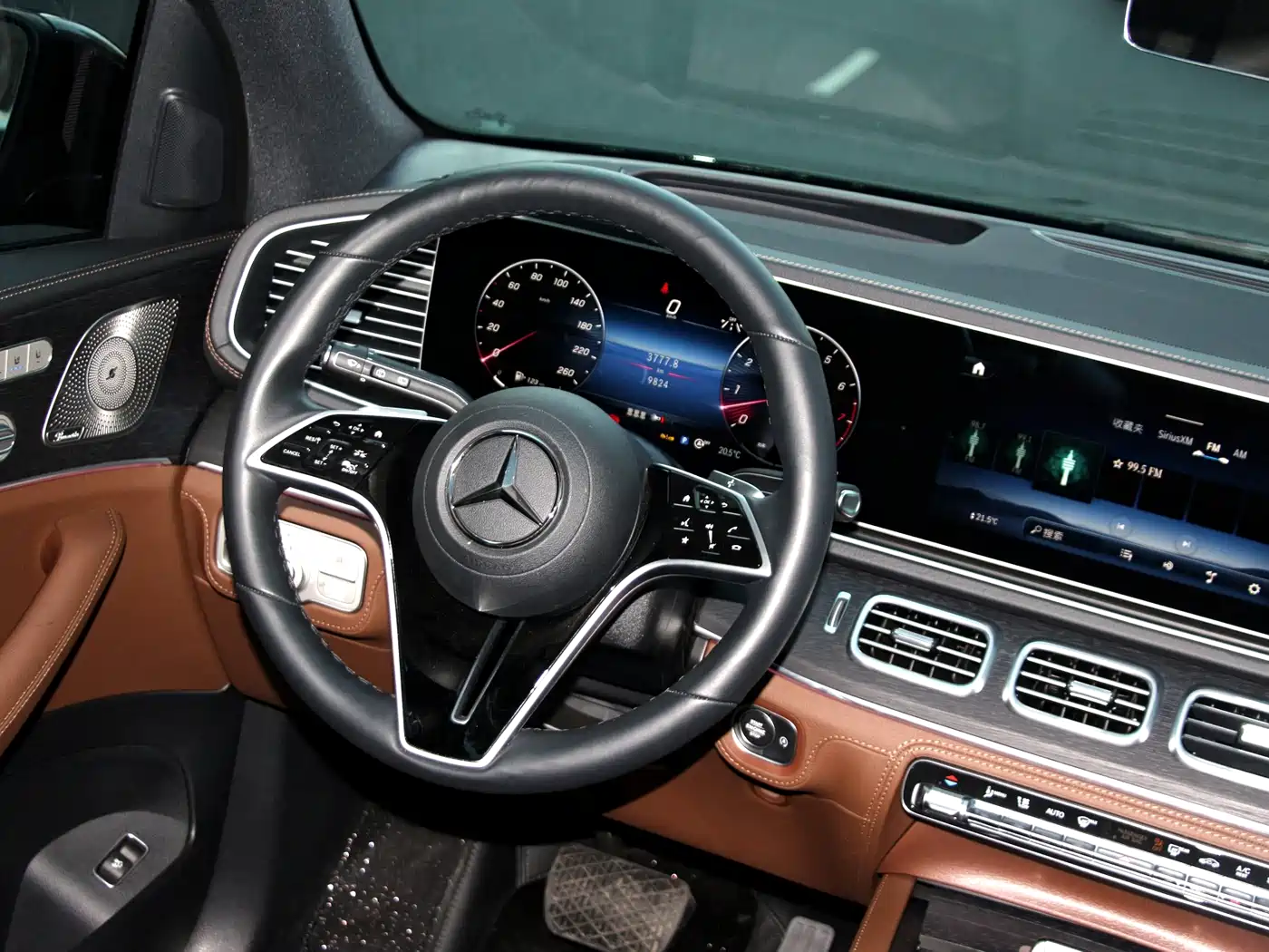 Mercedes-Benz GLE фото 11