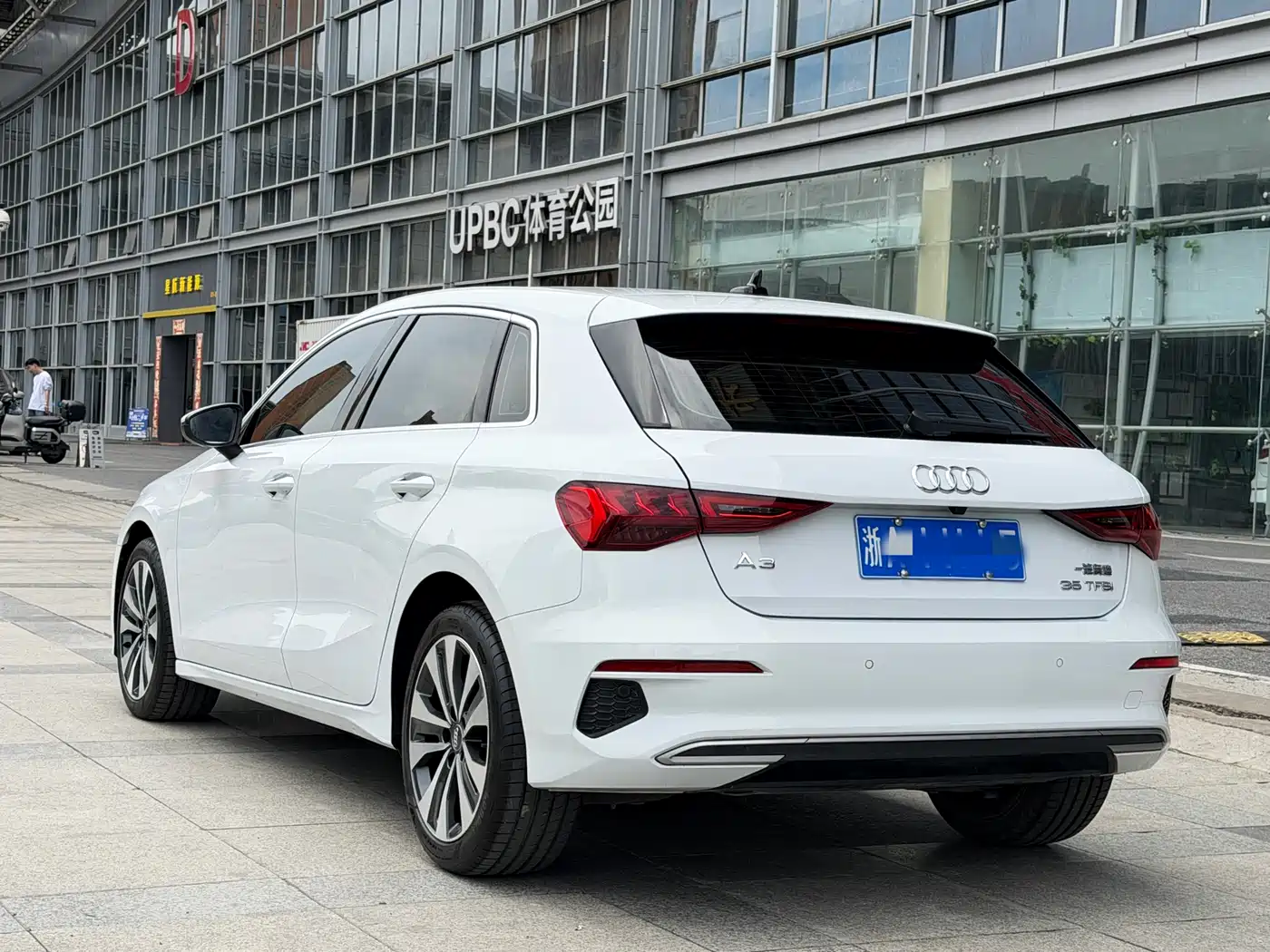 Audi A3 2022 Sportback 35 TFSI Progressive Sport фото 3