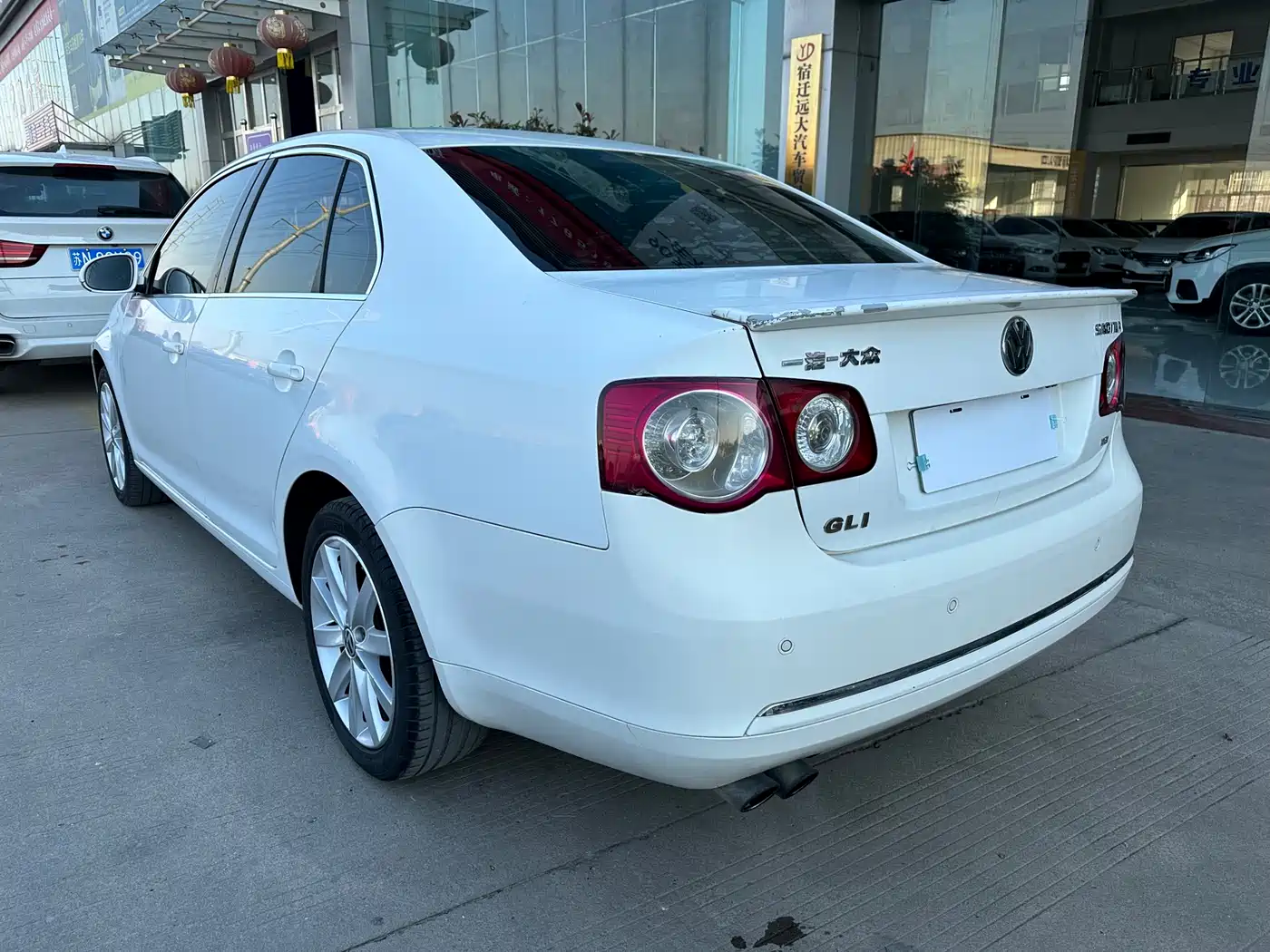 Volkswagen Sagitar 2011 1.8TSI Automatic Champion Edition фото 6