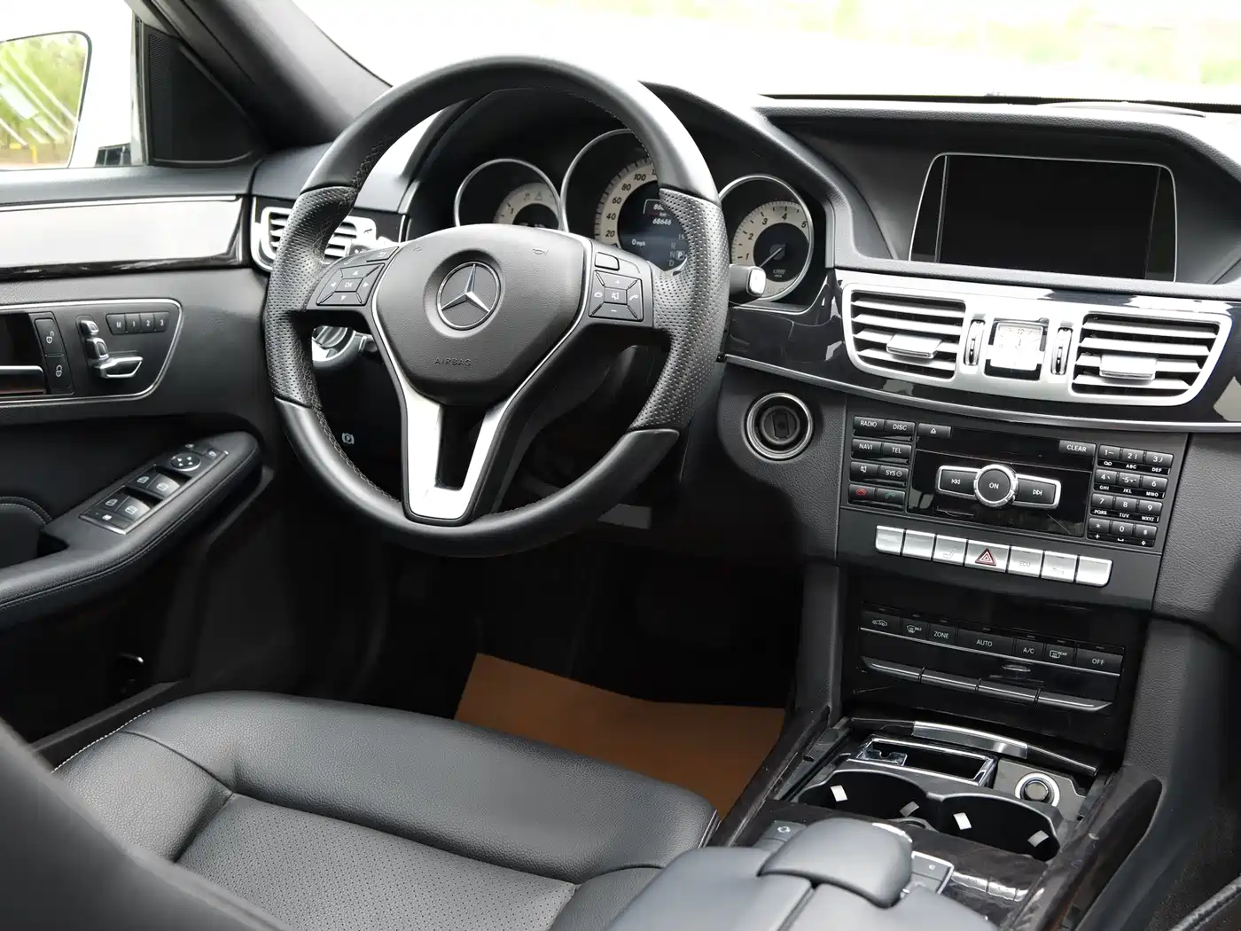 Mercedes-Benz E-Class 2014 Facelift E 260 L Sport фото 14
