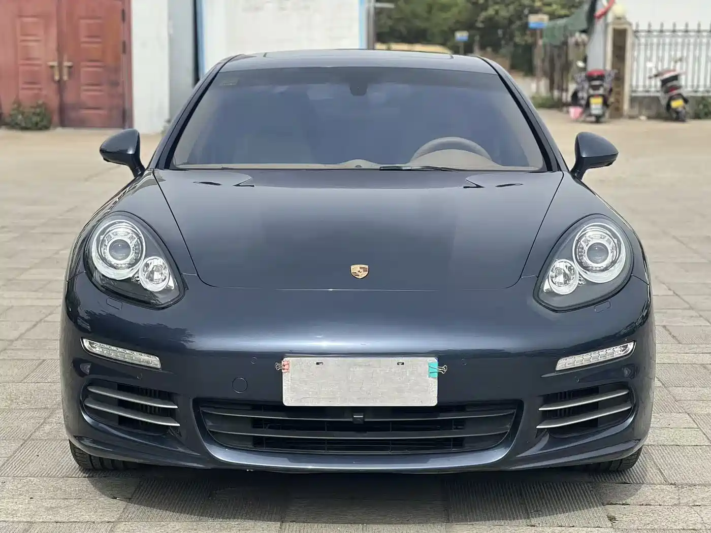 Porsche Panamera 2014 Panamera 4 3.0T фото 2