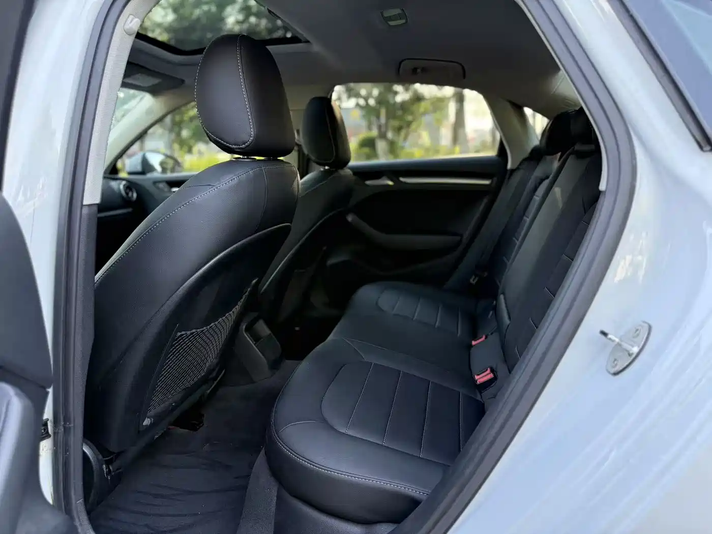 Audi A3 2016 Limousine 35 TFSI Leadership фото 7