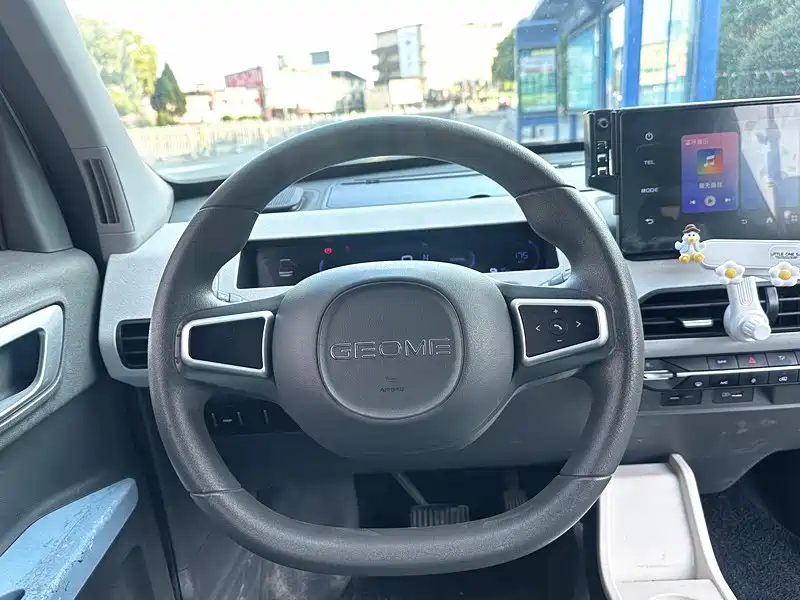 Geely Galaxy Panda 2023 Panda Mini 200km Endurance Bear фото 9