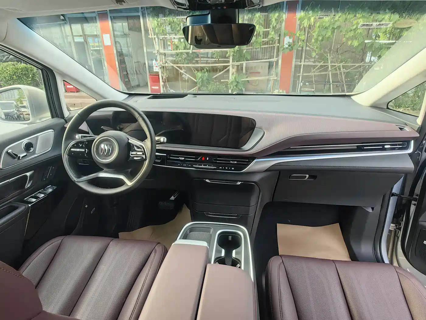 Buick Century 2025 2.0T 7-Seater World Edition фото 14