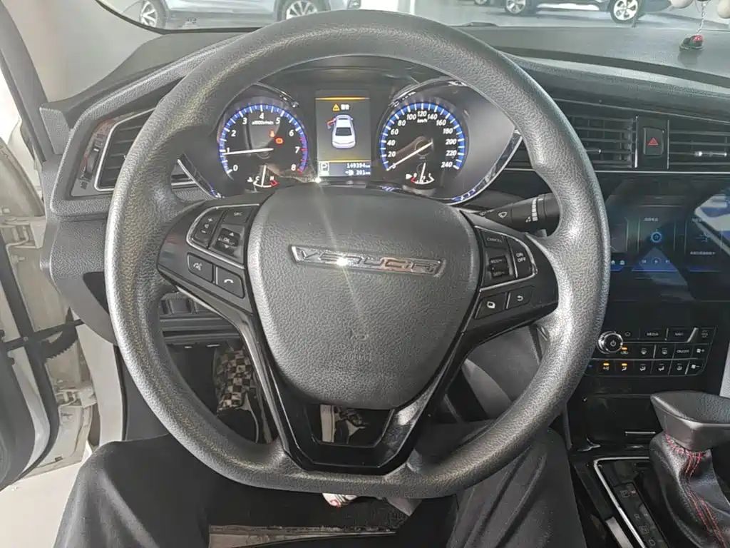 Venucia D60 2018 2018 1.6L CVT Smart Elite Edition