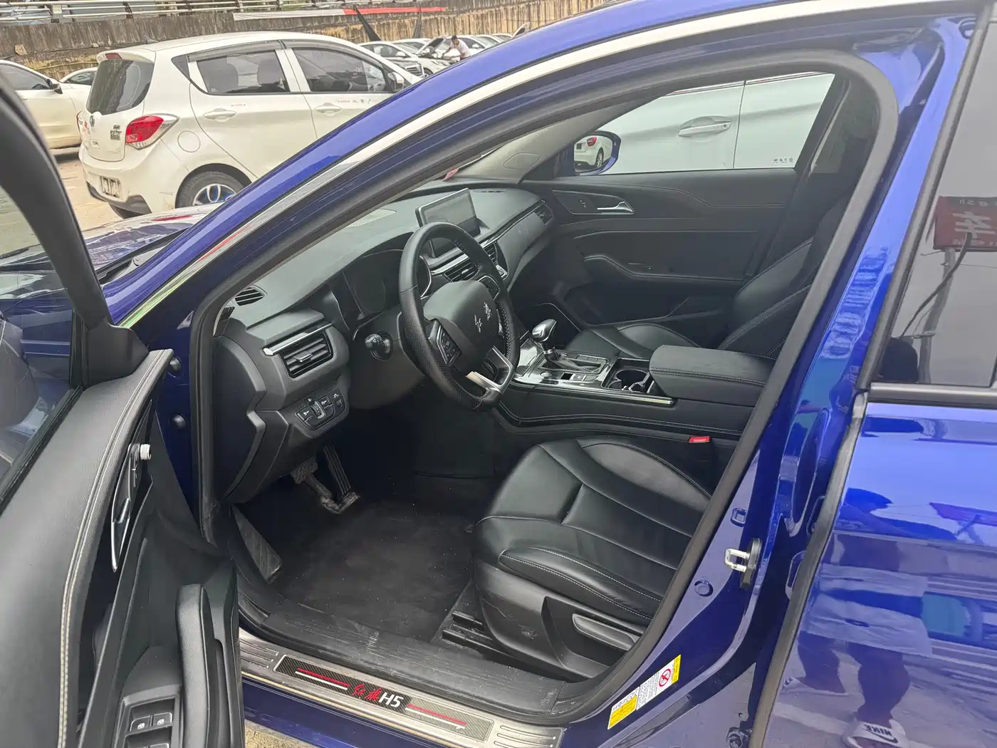 Hongqi H5 2018 2018 30TD Dynamic Edition