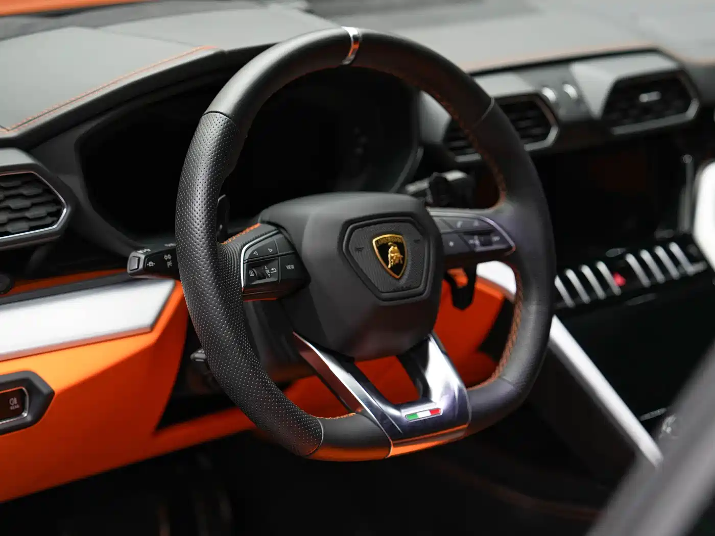 Lamborghini Urus 2021 4.0T V8 фото 22