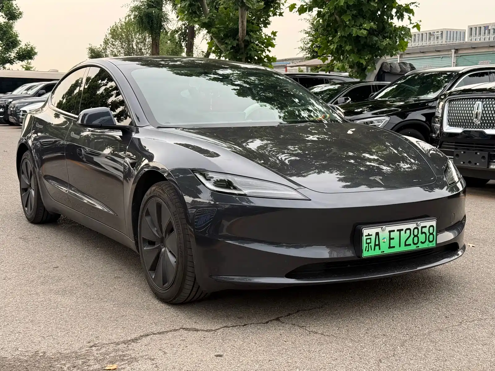 Фото 3 - Tesla Model 3
