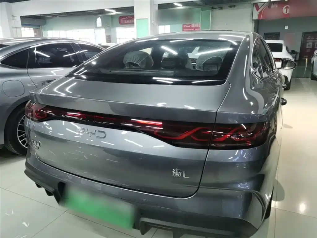 BYD Qin L 2024 DM-i 120KM Excellence Model фото 6