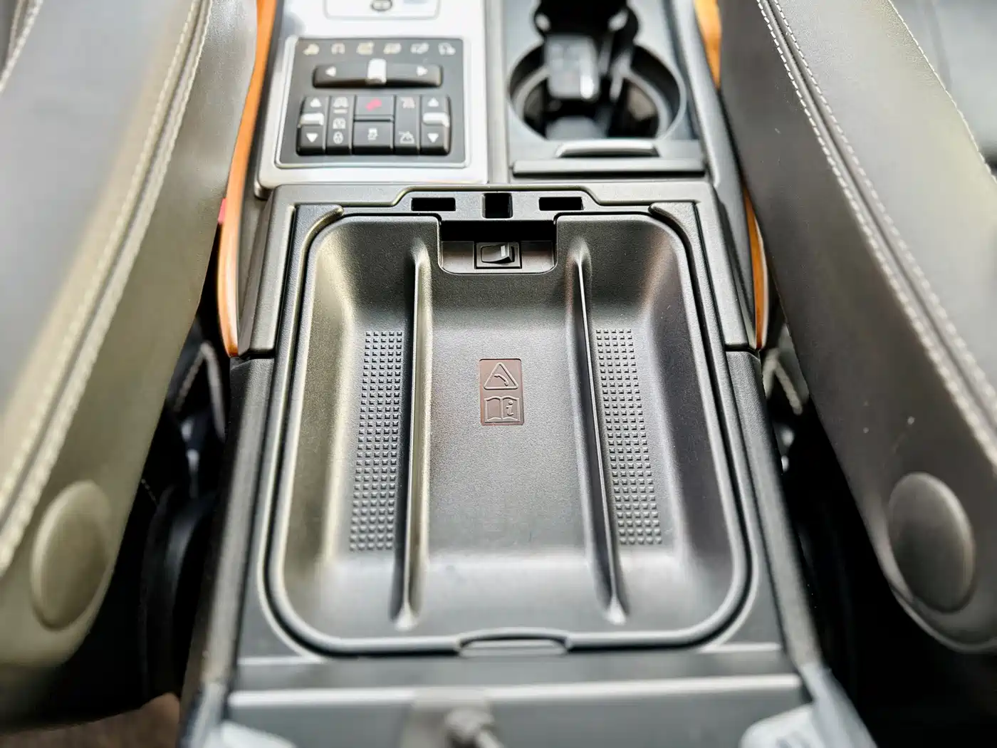 Land Rover Range Rover Sport 2012 5.0 SC V8 Fengshang Genesis Edition фото 23
