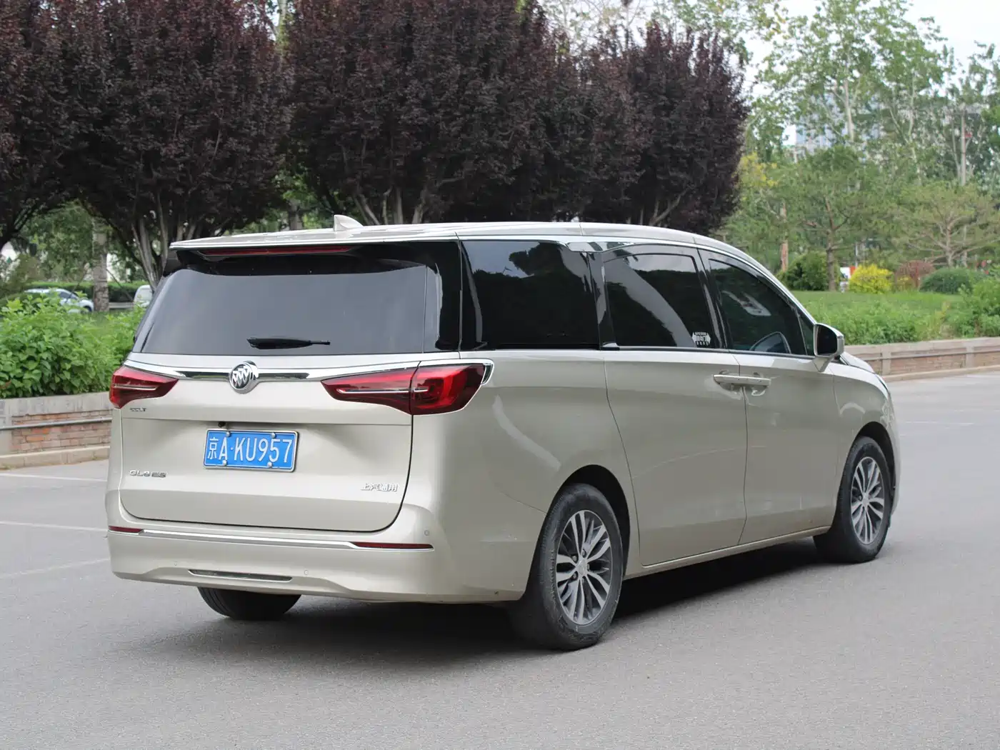 BUICK GL8