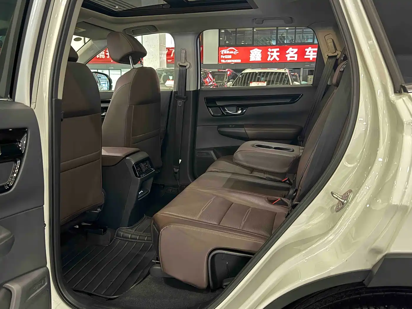 Фото 17 - Honda CR-V