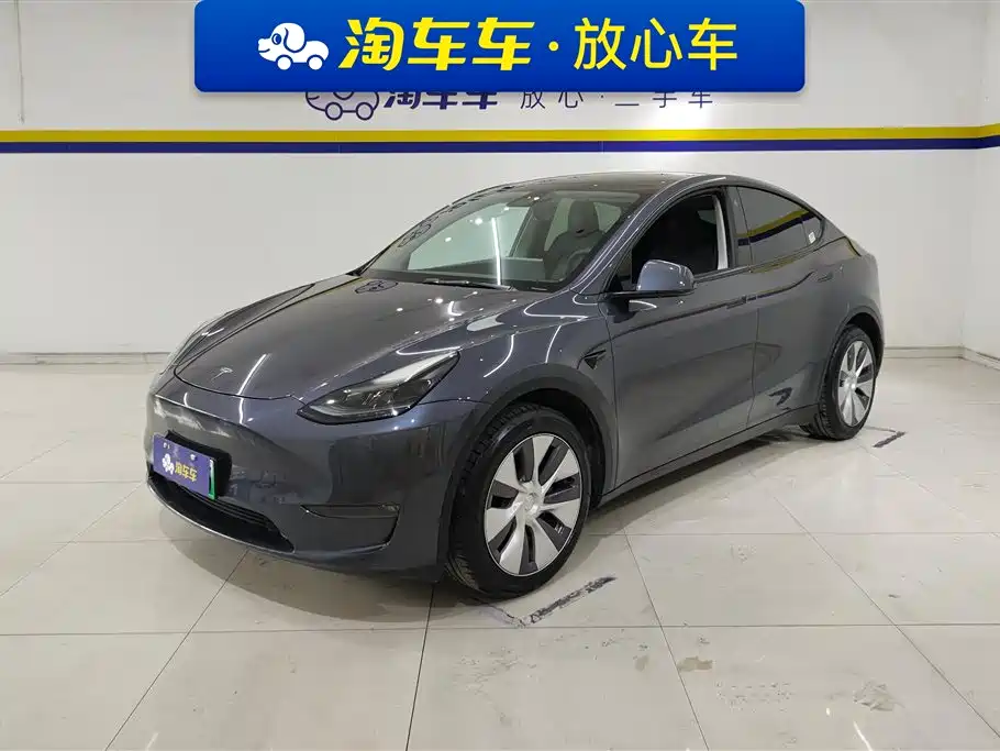 Tesla Model Y 2023 Long Range All-Wheel Drive Edition