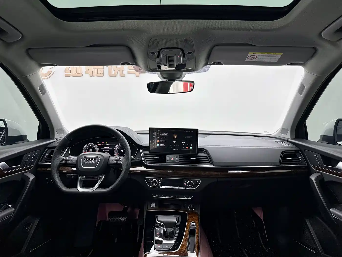 Audi Q5L 2022 45T Luxury Dynamic фото 8