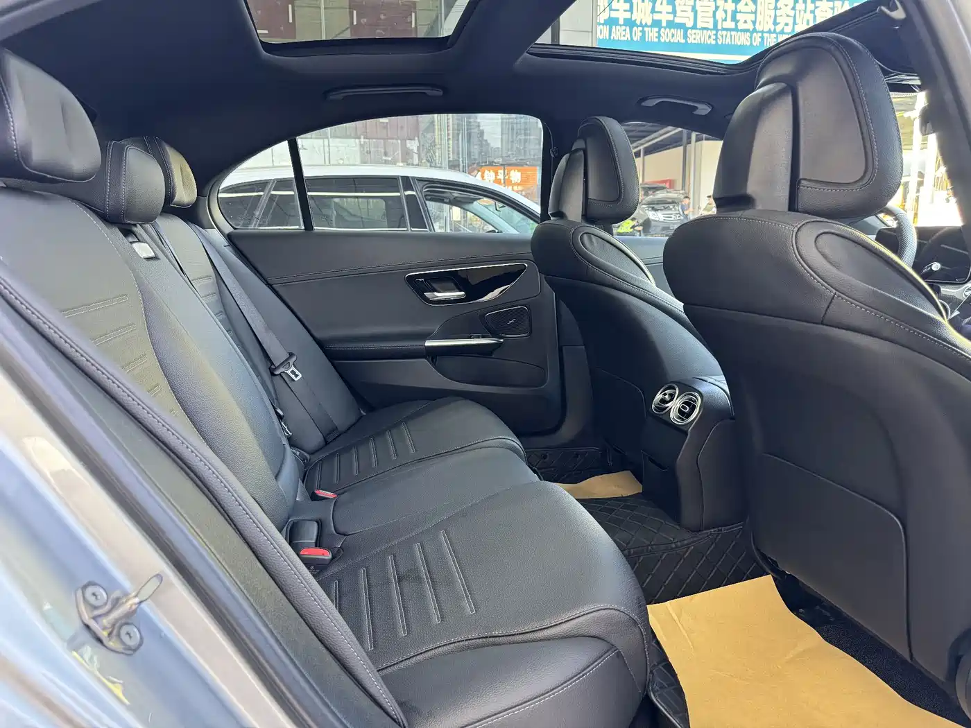 Mercedes-Benz C-Class 2023 C 260 L Sport фото 7