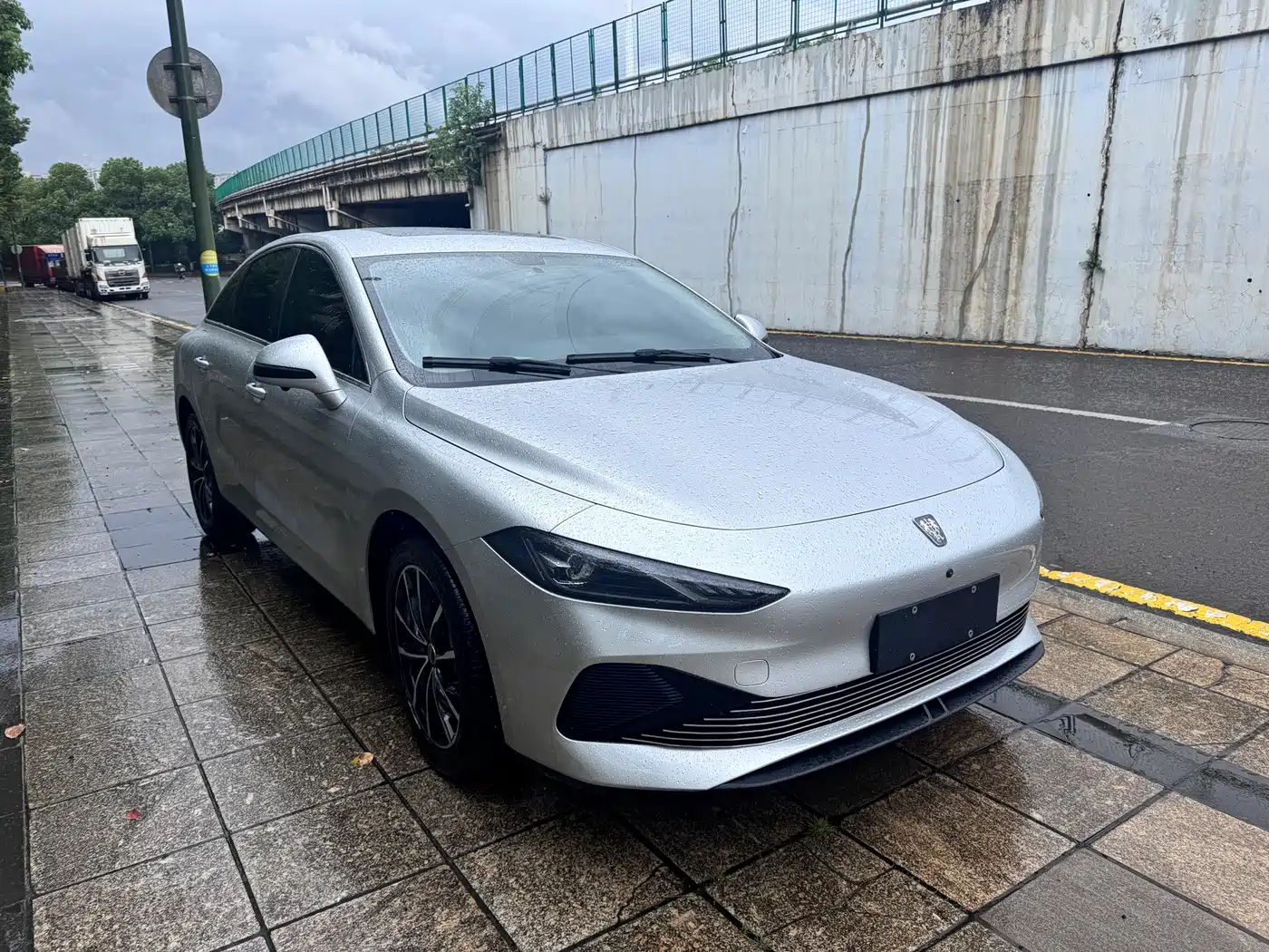 Roewe D7 2025 2025 DMH 125km World Champion Edition
