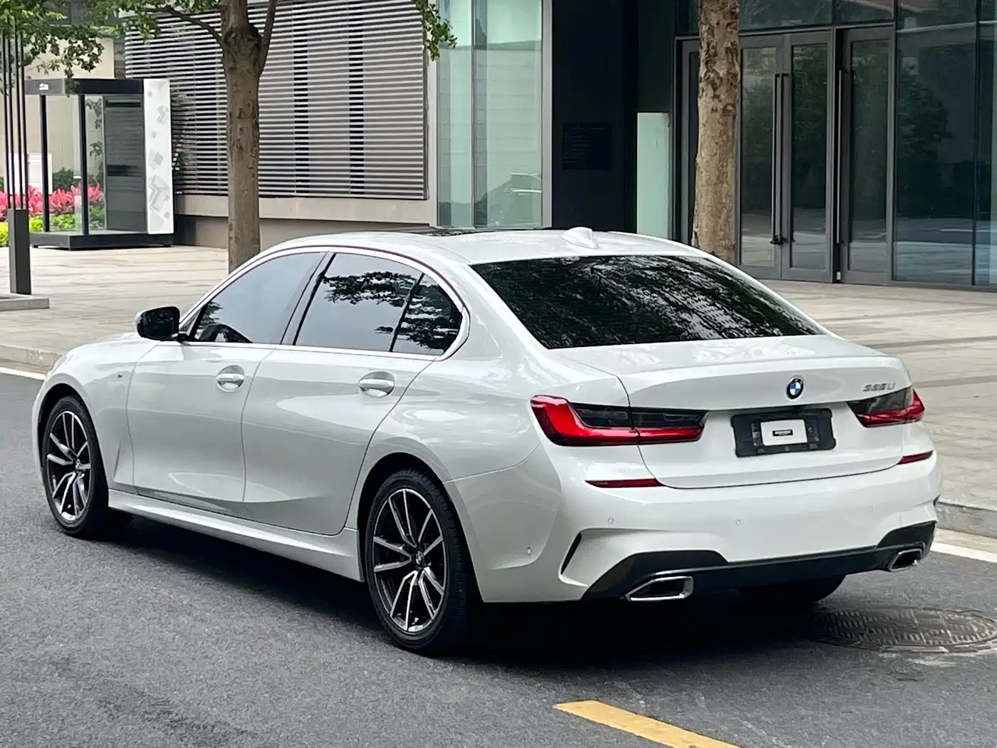 BMW 3 Series 2021 Facelift 325Li M Sport Package фото 4