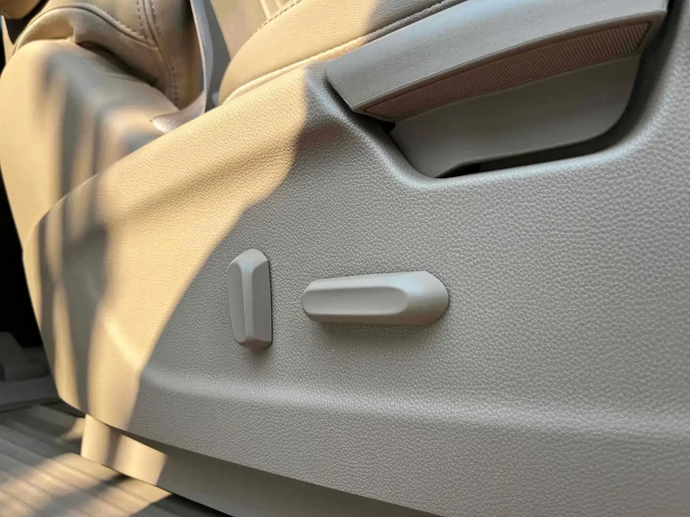 Buick GL8 2018 ES 28T Luxury Type China VI фото 19