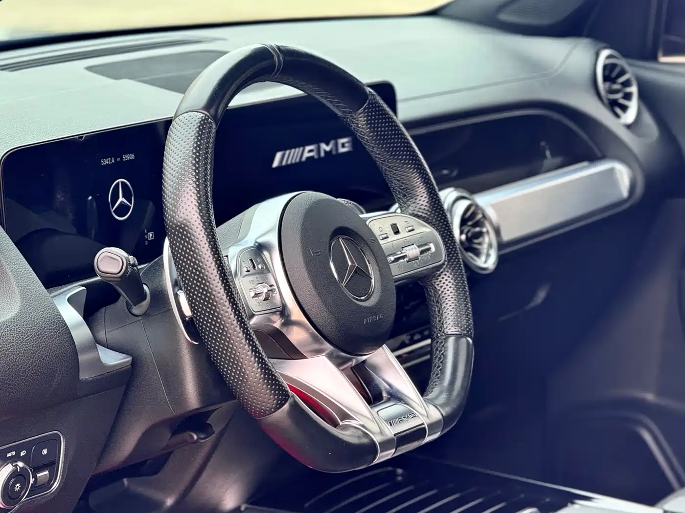 Mercedes-Benz GLB AMG 2022 AMG GLB 35 4MATIC фото 20
