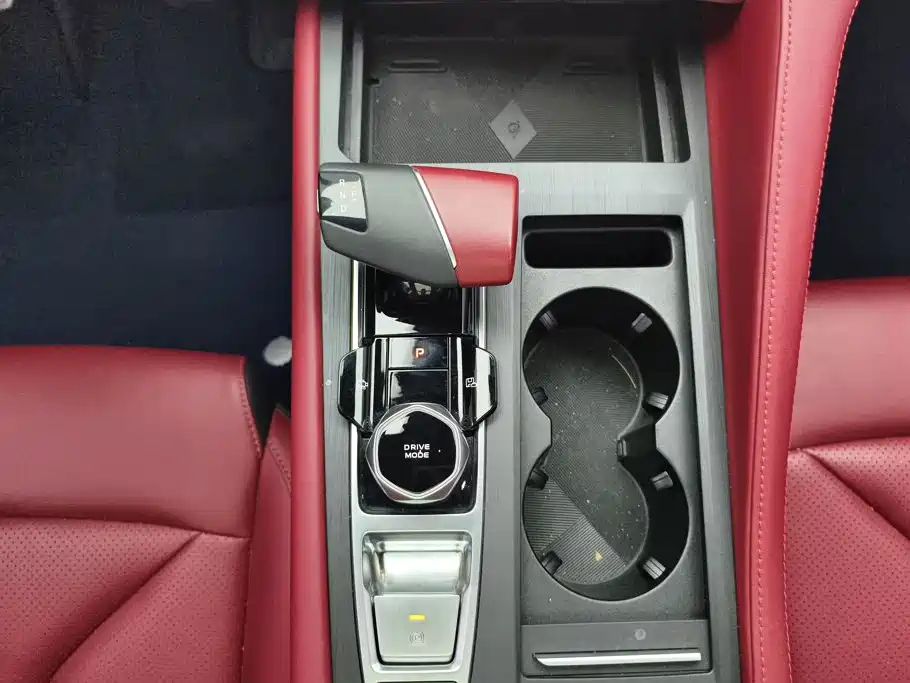 Фото 16 - Changan CS75 PLUS