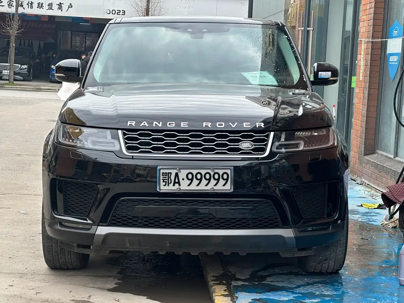 Land Rover Range Rover Sport 2021 3.0 L6 SE фото 2