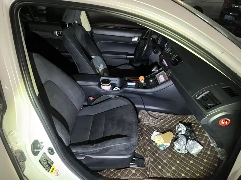 Lexus CT 2017 2014 CT200h Elite Monochrome