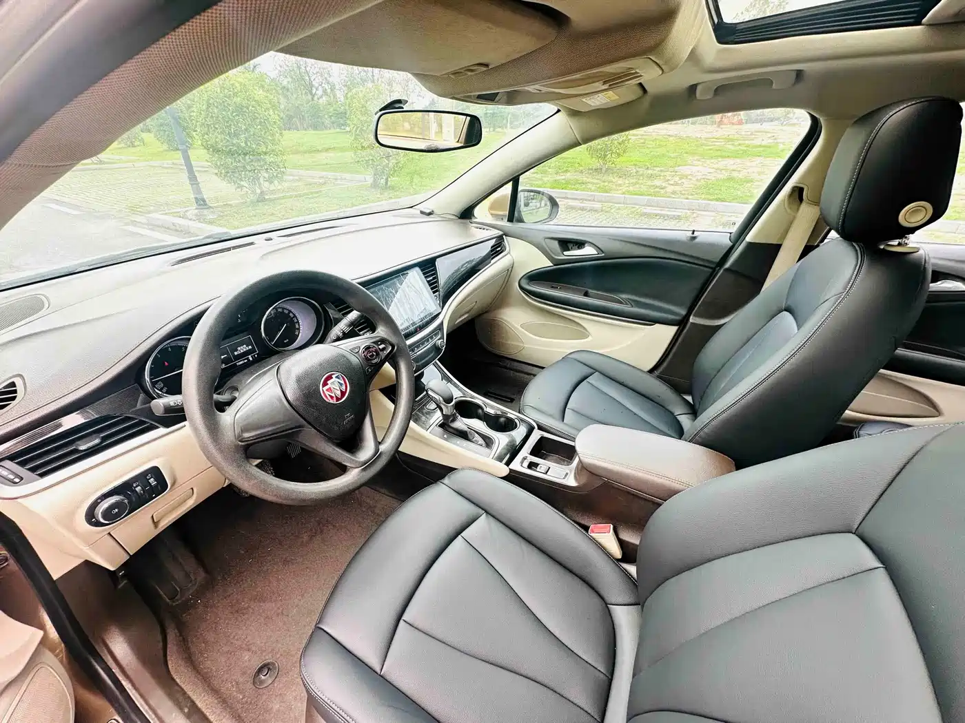 Фото 15 - Buick Verano