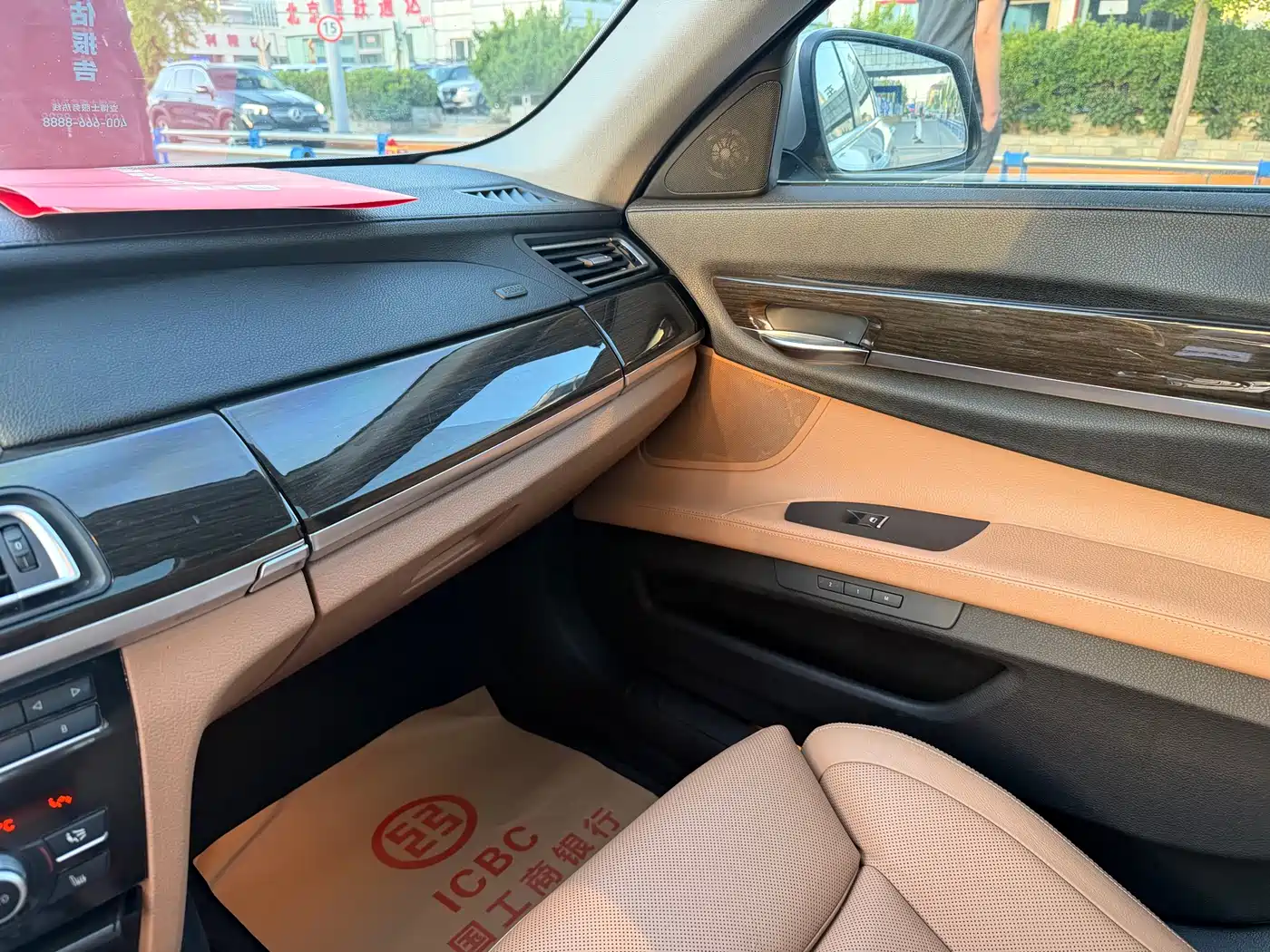 BMW 7 Series 2013 Model 740Li Luxury фото 20
