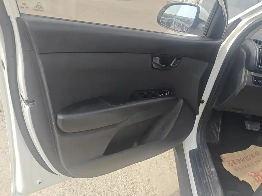 Kia KX3 2016 2017 1.6L Automatic Proud Elegance Edition