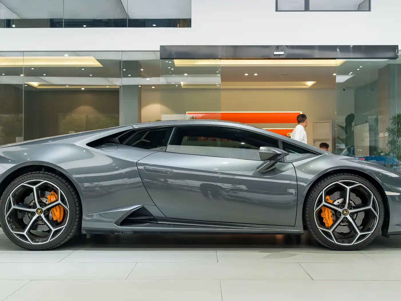 LAMBORGHINI HURACÁN