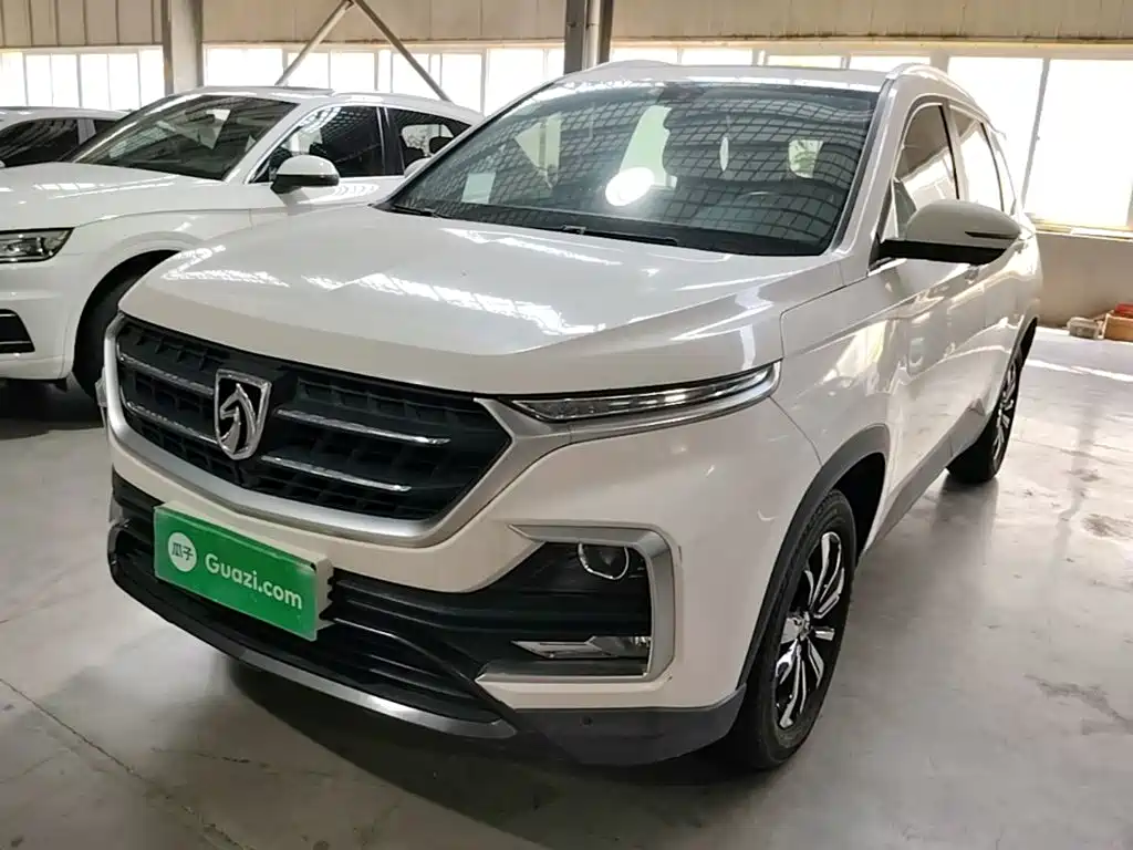 Baojun 530 2019 2018 1.5T Manual Premium Model China V