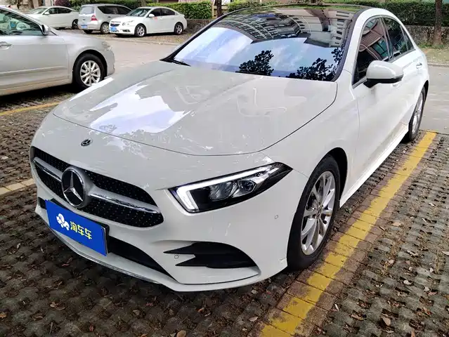 MERCEDES-BENZ A CLASS