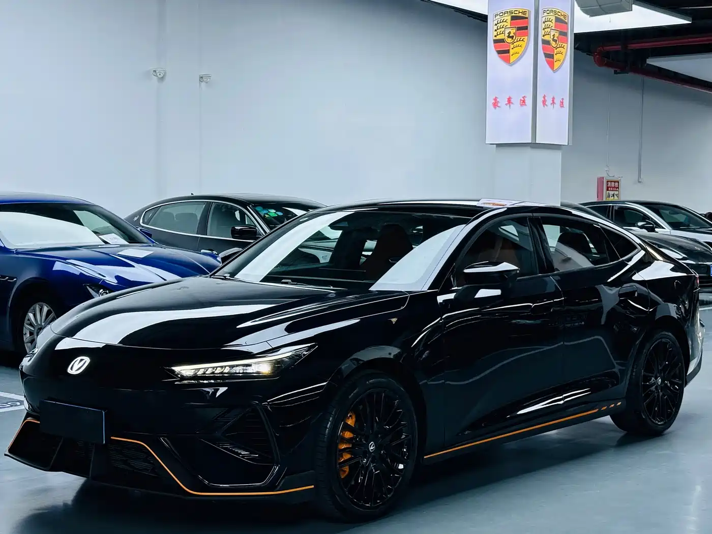 Changan UNI-V 2025 2025 2.0T Sport Version