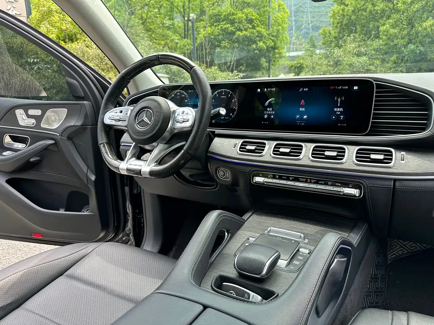 Mercedes-Benz GLE 2022 GLE 450 4MATIC Fashion фото 16
