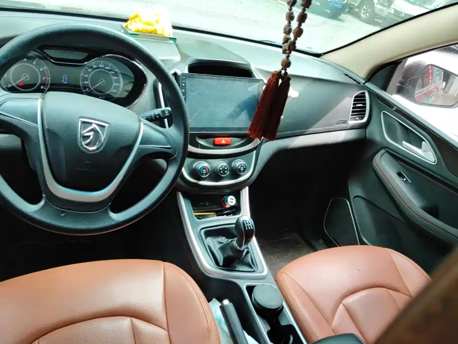 Photo 12 - Baojun 560