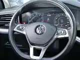 Фото 11 - Volkswagen Touareg