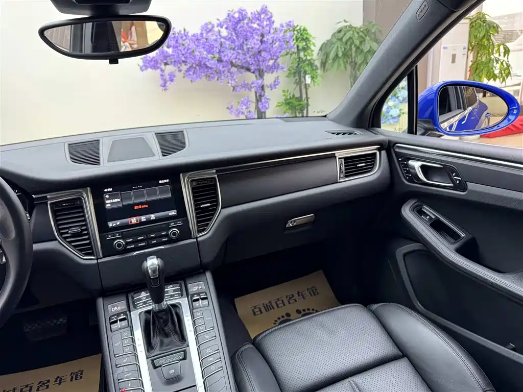 Porsche Macan 2017 Macan 2.0T фото 15